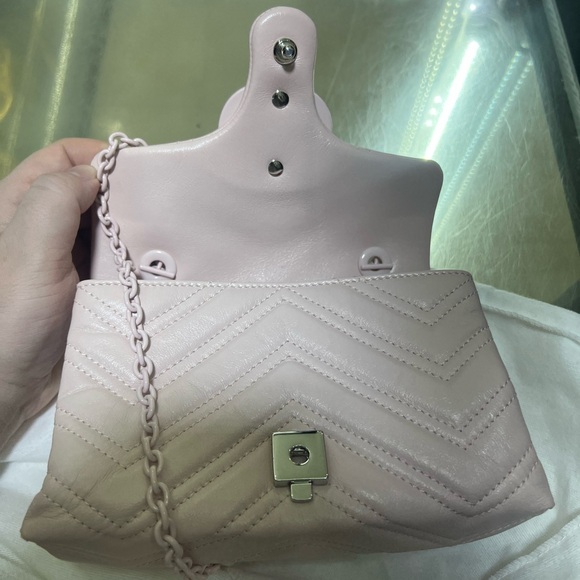 Gucci Marmont  Quilted Shoulder Bag - Picture 8 of 14